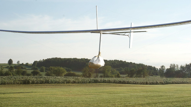 Human powered aircraft -- ontario -- Todd Reichert
