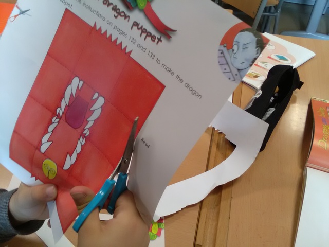 Cut the pieces of the dragon