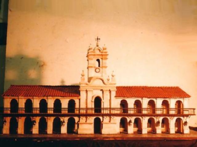 Presión de los jefes de las milicias criollas a Cisneros