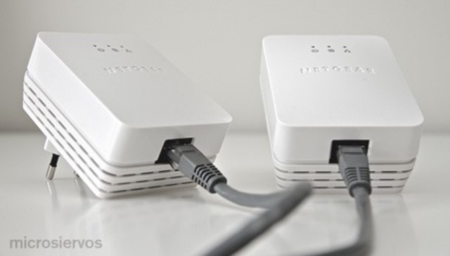 acceso a Internet por red eléctrica.