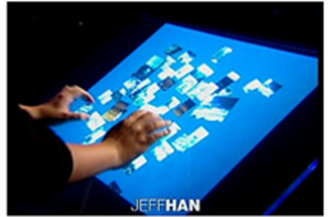 computadora ubicada.