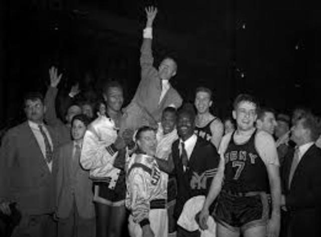 Coach Nat Holman's City College of New York