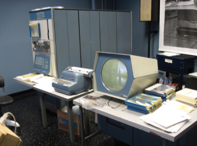 PDP-1 - Minicomputadoras