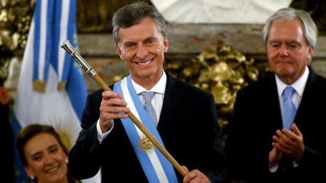 Asume Mauricio Macri