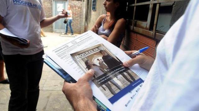 EDUCACION : OTRO AJUSTE