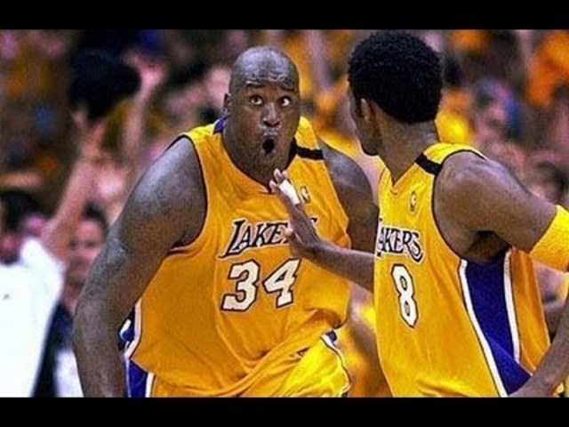 The Kobe-to-Shaq alley-oop