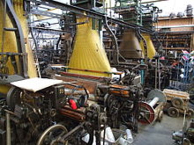 jacquard loom