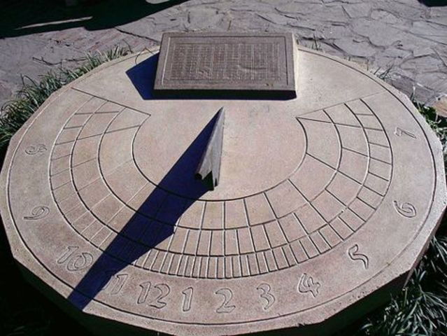 Creación del  Reloj de sol (Egipto.)