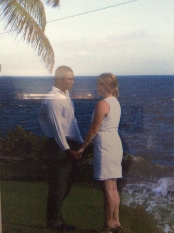 Matrimonio con su marido, Alex