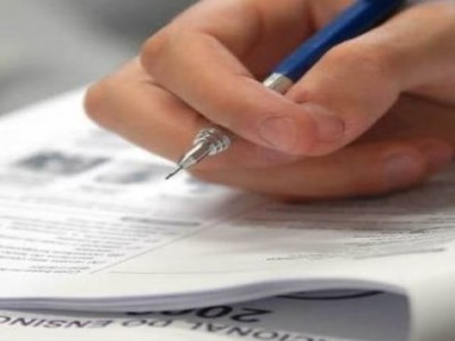 MEC adia Enem de mais de 191 mil estudantes para os dias 3 e 4 de dezembro