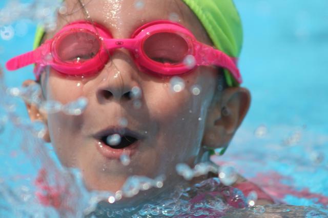 Practiqué natación