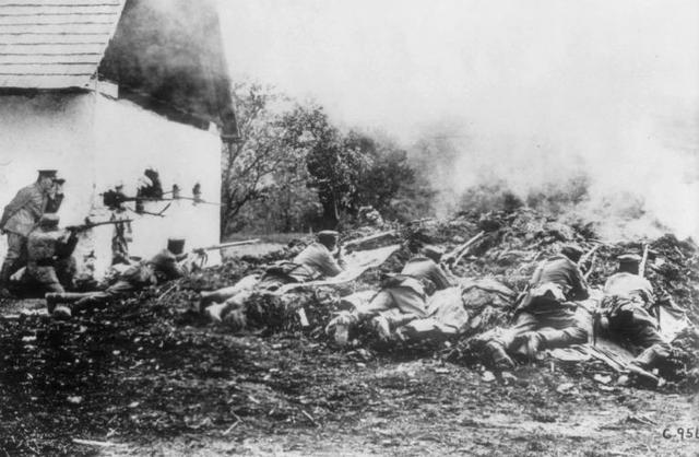 MIEMBROS DE LA COMUNIDAD ASIRIO-CALDEO