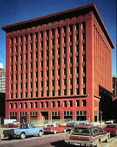 Louis Sullivan - Wainwright Building (1890 -1891)
