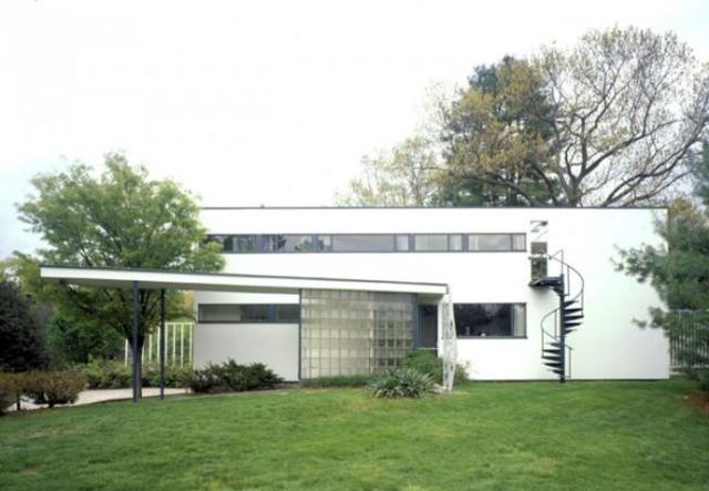 Walter Gropius - Gropius House (1938)