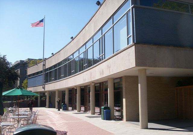 Walter Gropius - Harvard Graduate Center (1949)