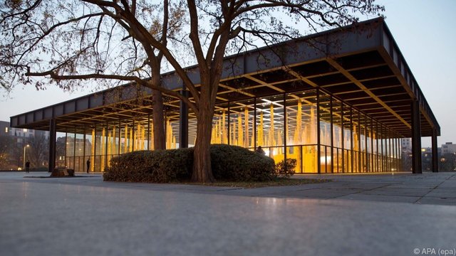 Neue Nationalgalerie, Berlin