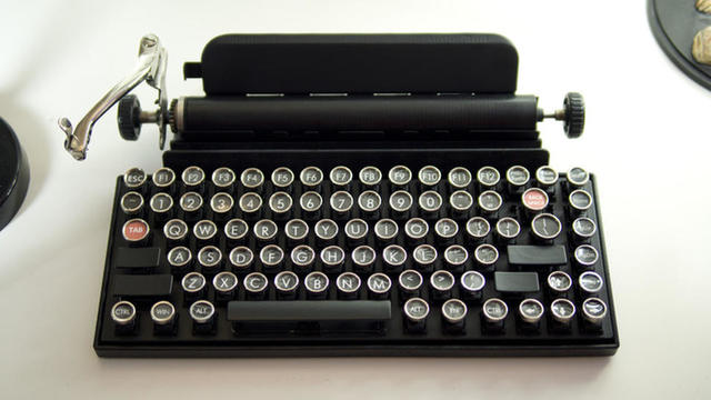 Modern Typewriter