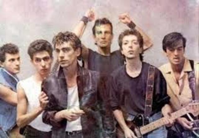 1981-Virus toca New-Wave