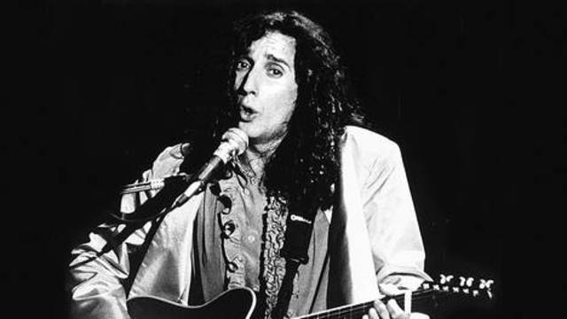 Fito Paez decide irse del pais