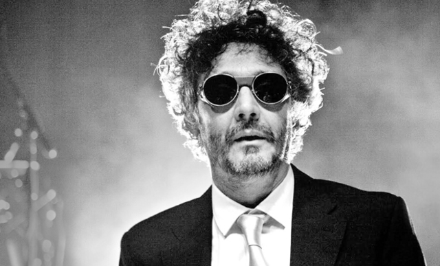 1990: Fito Páez hace pública su decisión de irse del país y sus palabras causan revuelo