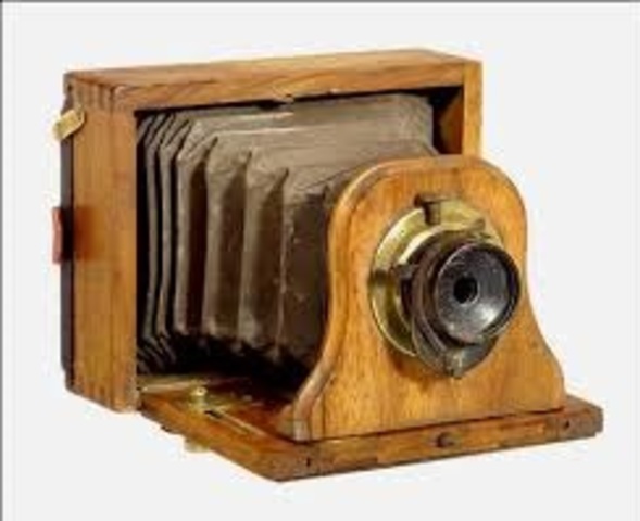 LA CÁMARA FOTOGRÁFICA 1826