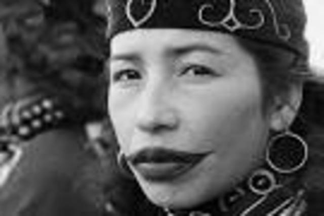 Los tatuajes tribales ainu