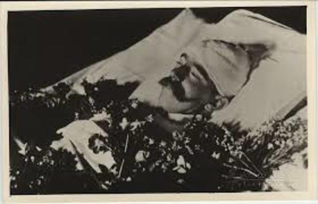 MUERTE FRANCISCO JOSÉ