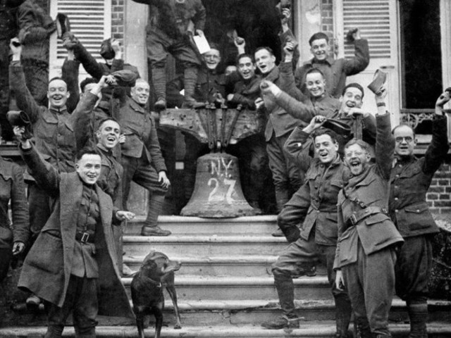 Victoria de los Aliados y armisticio de la Primera Guerra Mundial.