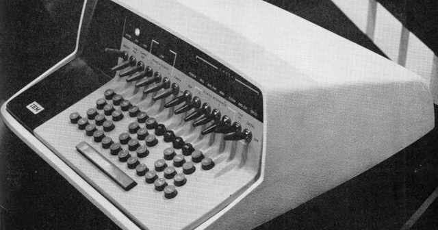 IBM 610 AUTO-POINT COMPUTER