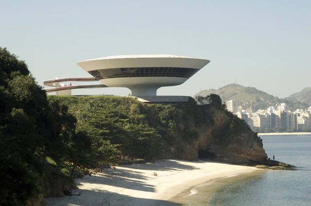 Museo de Arte Contemporáneo Niterói