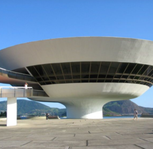 OSCAR NIEMEYER