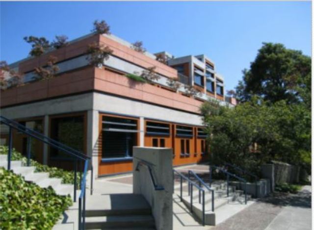 Flora Lamson Hewlett Library