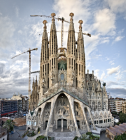 ANTONIO GAUDÍ