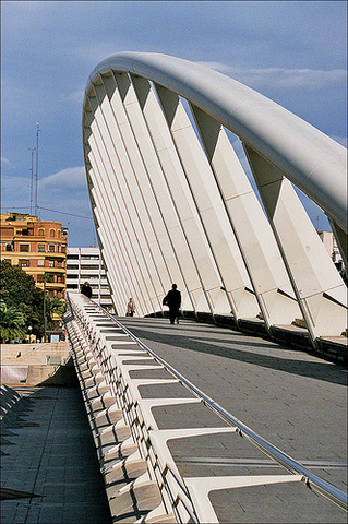 Santiago Calatrava, Puente de la Alameda