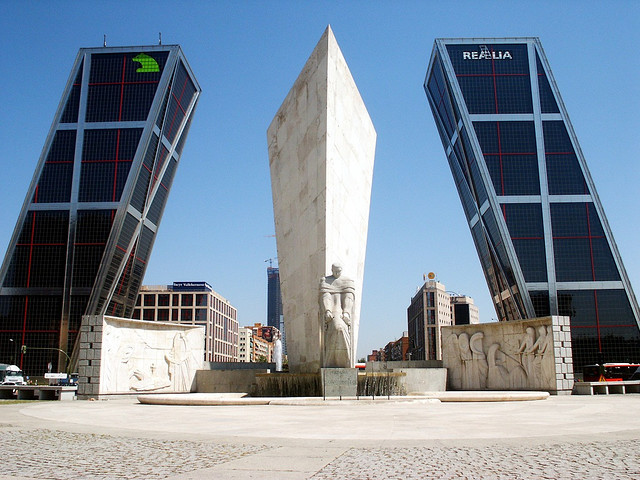 Puerta de Europa