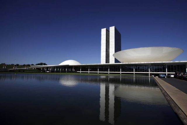 Congreso Nacional Brasileño-Oscar Niemeyer