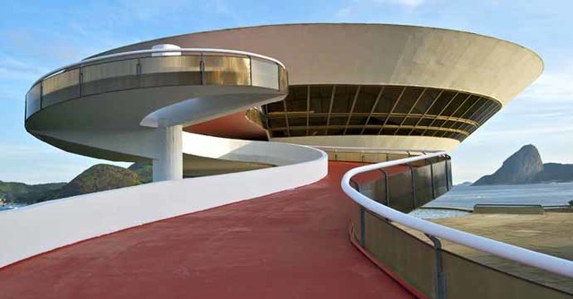 Museo de Arte Contemporáneo Niteroi-Oscar Niemeyer