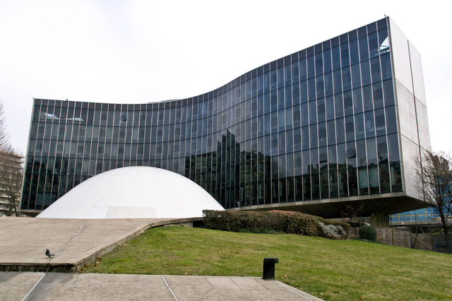 Oscar Niemeyer, Sede del Partido Comunista