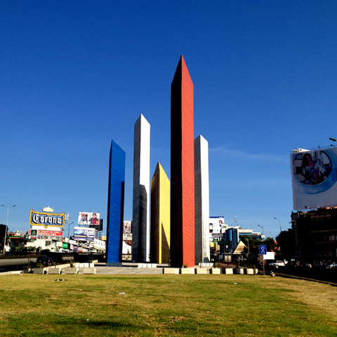 Luis Barragán, Torres Satélite