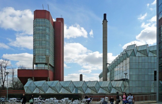 James Stirling - The Leicester University Engineering Building