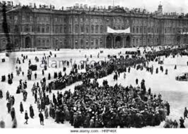 Protests in Znamenskaya square