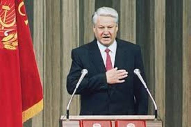 Yeltsin es elegido como presidente de Rusia