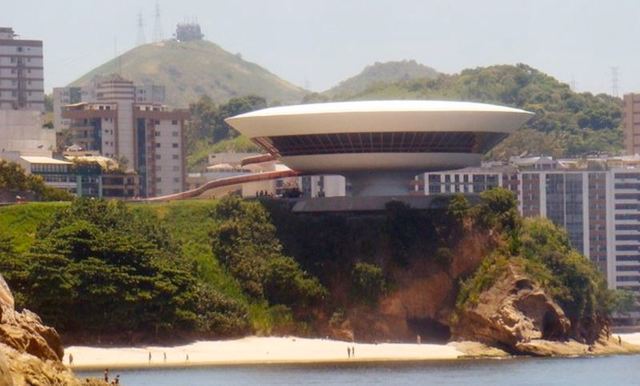 Museo de Arte Contemporáneo Niteroi