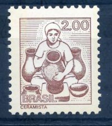 Pottery from Taperinha, also near Santarém, have been dated to 6,000 years ago