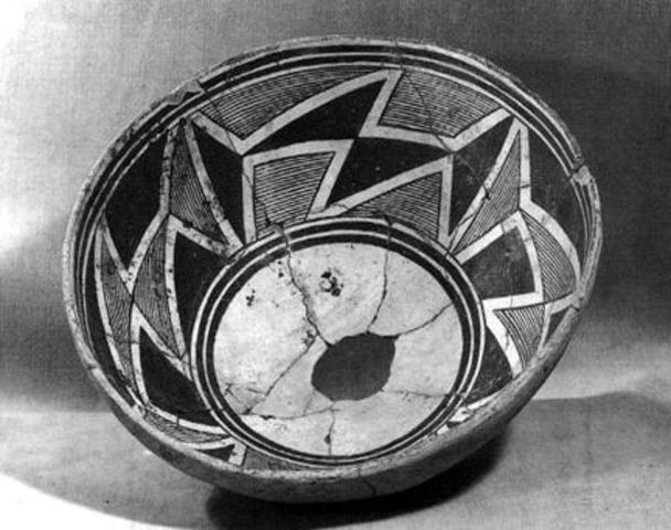 Mimbres burial bowl 1000-1150.