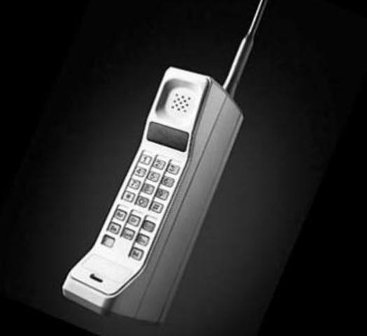 Invención del teléfono movil