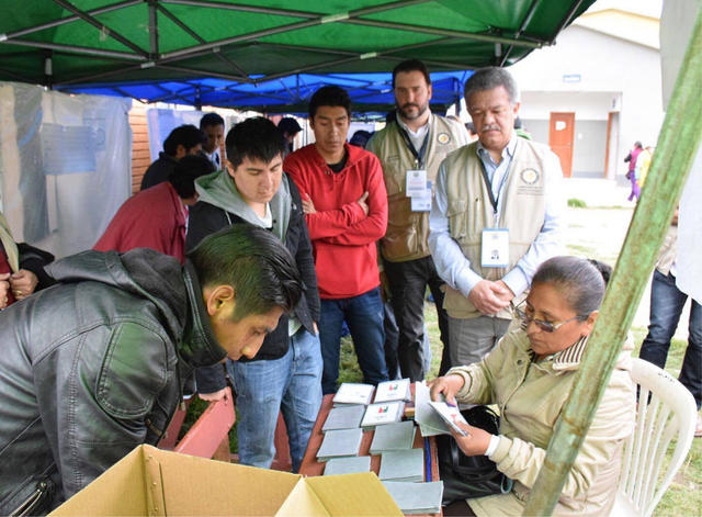 Crisis Políticas y Misiones Especiales (2005