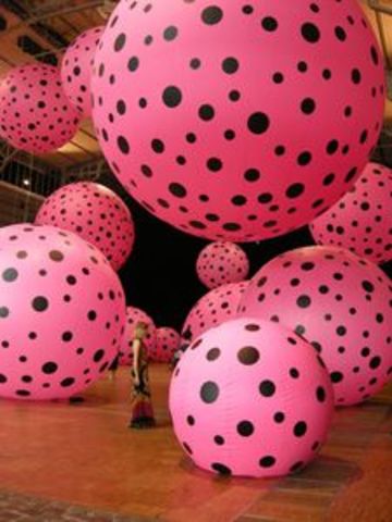 Kusama's balloons make their first appearance in an exhibition