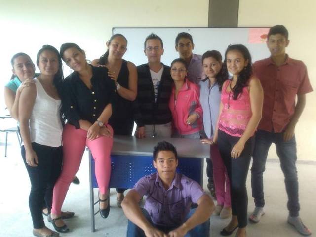 COMPAÑEROS DE LA UNIVERSIDAD