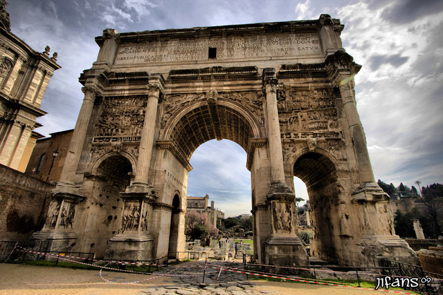 ANTIGÜEDAD CLÁSICA: ROMA (ARCO DE SEPTIMIO SEVERO)